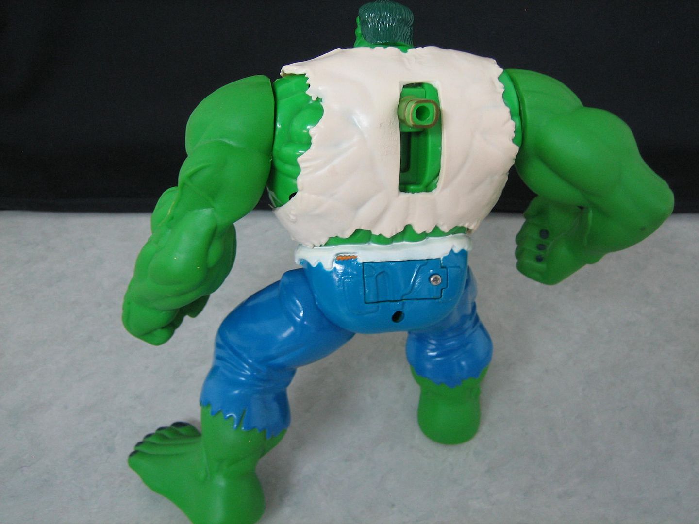 electronic raging hulk toy