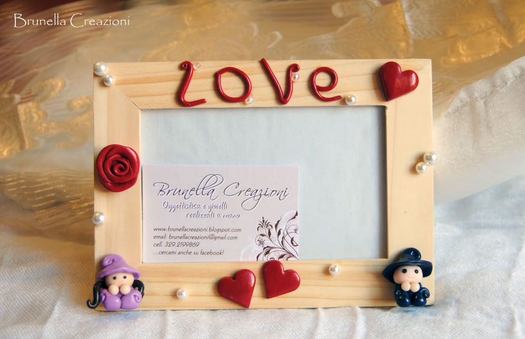 Brunella creazioni: cornice portafoto love Cornice con 3 portafoto