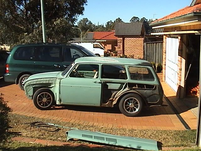 http://i974.photobucket.com/albums/ae225/Stickitgraphics/1965%20Type%203%20VW%20Squareback/017.jpg