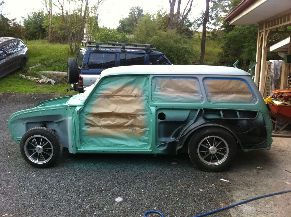 http://i974.photobucket.com/albums/ae225/Stickitgraphics/1965%20Type%203%20VW%20Squareback/058.jpg