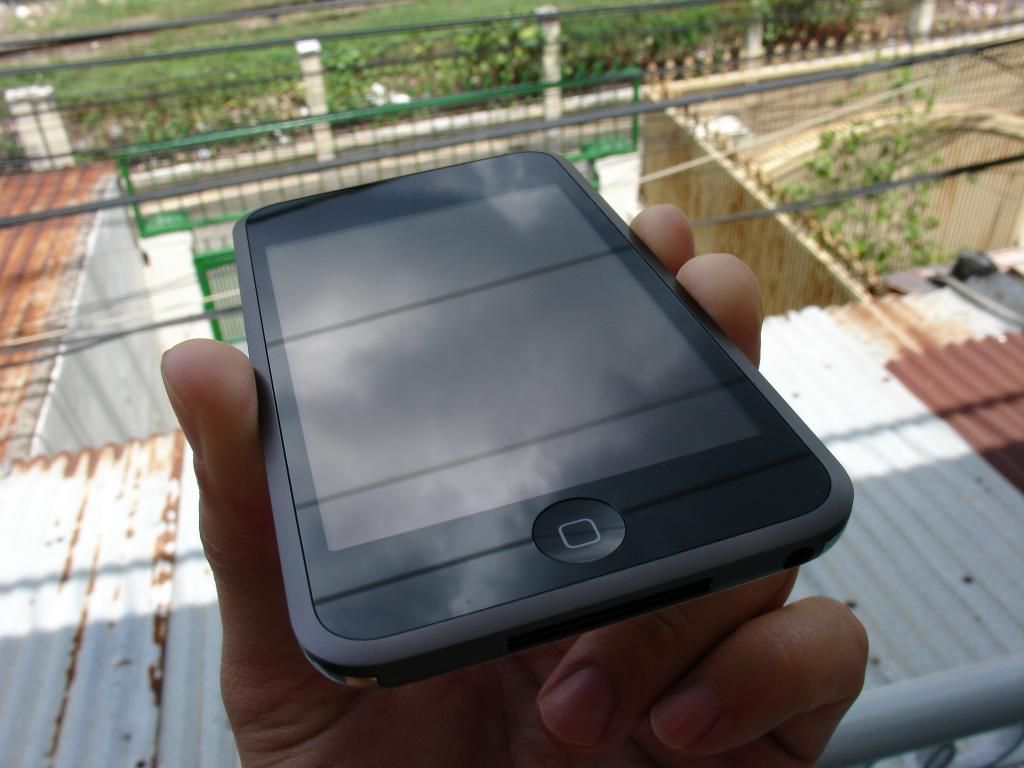 Các bác định giá con Ipod Touch Gen 2 8Gb giúp em nhé - 4
