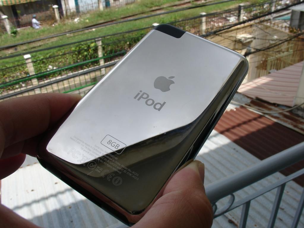 Các bác định giá con Ipod Touch Gen 2 8Gb giúp em nhé - 5